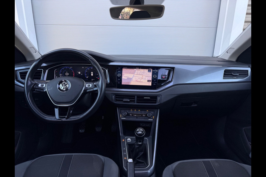Volkswagen Polo 1.0 TSI Highline Pano/AppleCarPlay/Camera