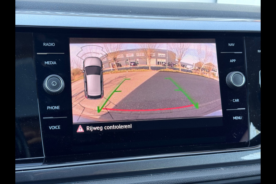 Volkswagen Polo 1.0 TSI Highline Pano/AppleCarPlay/Camera