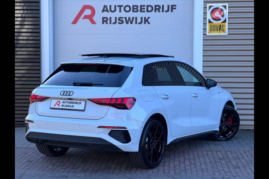 Audi A3 Sportback 45 TFSI e S edition Competition RS zetels/360