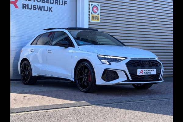 Audi A3 Sportback 45 TFSI e S edition Competition RS zetels/360