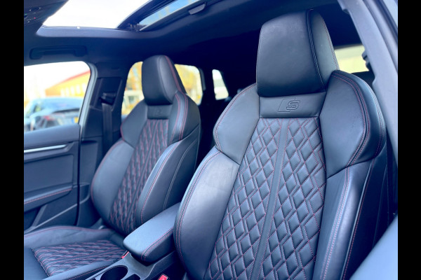 Audi A3 Sportback 45 TFSI e S edition Competition RS zetels/360