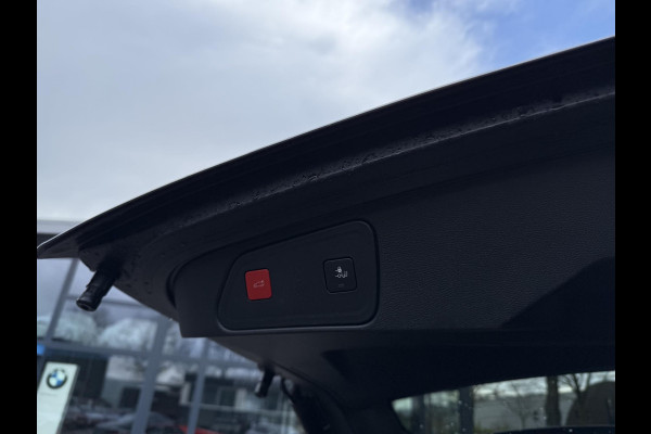 Peugeot 3008 1.6 HYbrid 225 GT VAN €25.900,- NU VOOR SLECHTS €23.877,- Uw LENTEVOORDEEL €2.023,- | ACC INCL. STOP&GO-FUNCTIE | MEMORY SEAT | ALCANTARA | ELEKTRISCHE KOFFERBAK | 19 INCH | FOCAL AUDIO | STOELVERWARMING | RIJKLAAR GELEVERD MET 12 MND BOVAG GARANTIE