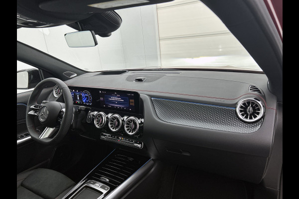 Mercedes-Benz EQA 250+ Business Solution AMG 71 kWh | Nightpakket | Trekhaak | Head-up display | 360° camera | Burmester Sound systeem | Smartphone integratie | Panoramaschuifdak | Augmented Reality navigatie | Memorypakket |