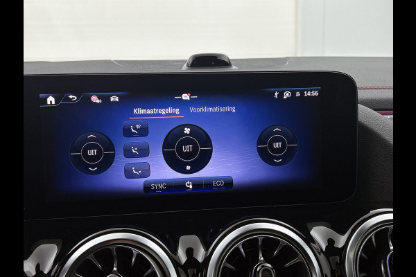 Mercedes-Benz EQA 250+ Business Solution AMG 71 kWh | Nightpakket | Trekhaak | Head-up display | 360° camera | Burmester Sound systeem | Smartphone integratie | Panoramaschuifdak | Augmented Reality navigatie | Memorypakket |