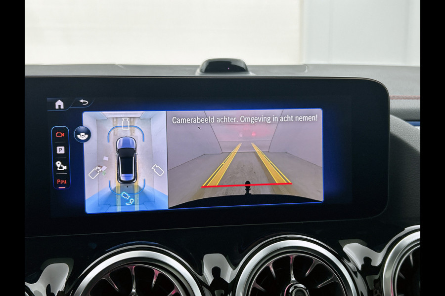 Mercedes-Benz EQA 250+ Business Solution AMG 71 kWh | Nightpakket | Trekhaak | Head-up display | 360° camera | Burmester Sound systeem | Smartphone integratie | Panoramaschuifdak | Augmented Reality navigatie | Memorypakket |