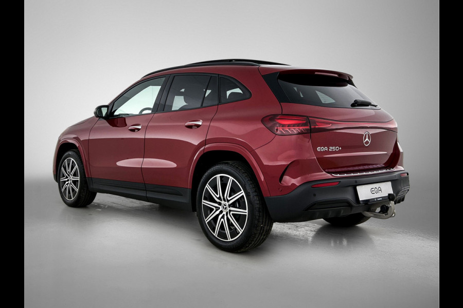 Mercedes-Benz EQA 250+ Business Solution AMG 71 kWh | Nightpakket | Trekhaak | Head-up display | 360° camera | Burmester Sound systeem | Smartphone integratie | Panoramaschuifdak | Augmented Reality navigatie | Memorypakket |