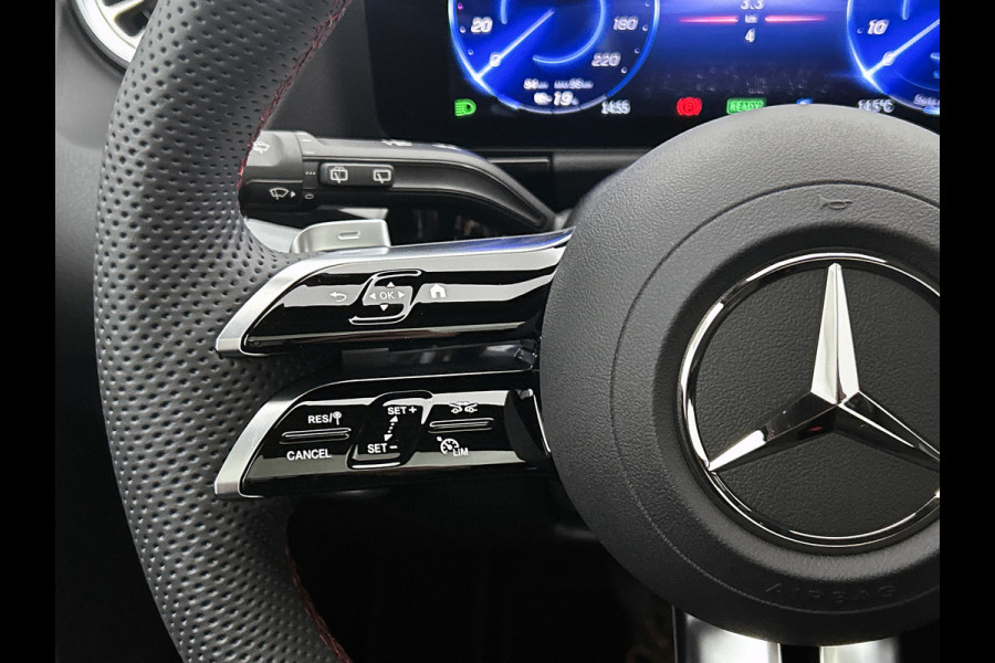 Mercedes-Benz EQA 250+ Business Solution AMG 71 kWh | Nightpakket | Trekhaak | Head-up display | 360° camera | Burmester Sound systeem | Smartphone integratie | Panoramaschuifdak | Augmented Reality navigatie | Memorypakket |
