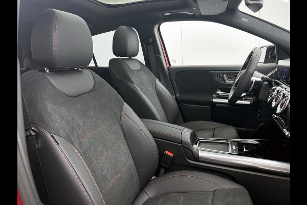 Mercedes-Benz EQA 250+ Business Solution AMG 71 kWh | Nightpakket | Trekhaak | Head-up display | 360° camera | Burmester Sound systeem | Smartphone integratie | Panoramaschuifdak | Augmented Reality navigatie | Memorypakket |