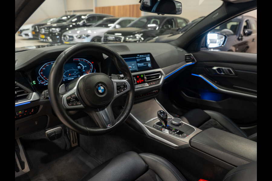 BMW 3 Serie Touring 330i 259PK M-Sport Executive Edition, NAP, Apple Carplay, Navi, Cam, Ambiënte Light, Leder/Alcan, Prive Glas,