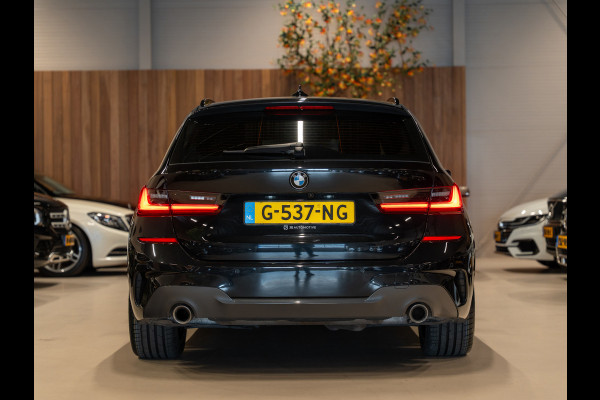BMW 3 Serie Touring 330i 259PK M-Sport Executive Edition, NAP, Apple Carplay, Navi, Cam, Ambiënte Light, Leder/Alcan, Prive Glas,