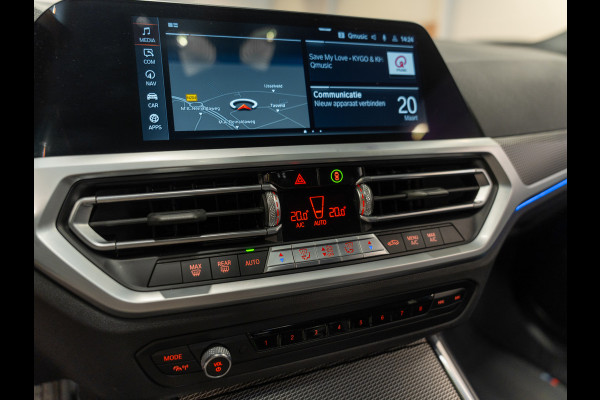 BMW 3 Serie Touring 330i 259PK M-Sport Executive Edition, NAP, Apple Carplay, Navi, Cam, Ambiënte Light, Leder/Alcan, Prive Glas,