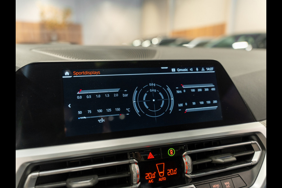 BMW 3 Serie Touring 330i 259PK M-Sport Executive Edition, NAP, Apple Carplay, Navi, Cam, Ambiënte Light, Leder/Alcan, Prive Glas,