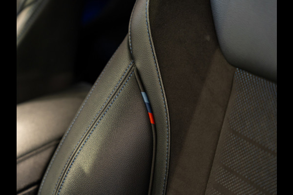 BMW 3 Serie Touring 330i 259PK M-Sport Executive Edition, NAP, Apple Carplay, Navi, Cam, Ambiënte Light, Leder/Alcan, Prive Glas,