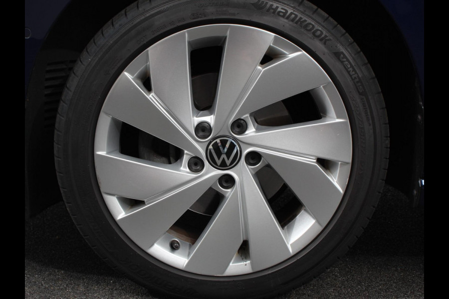 Volkswagen Golf Variant 1.5 eTSI 150pk DSG Style Navigatie Climate Control Camera Parkeer Sensoren Adaptive Cruise control Achterklep elektrisch bedienbaar Stoelverwarming