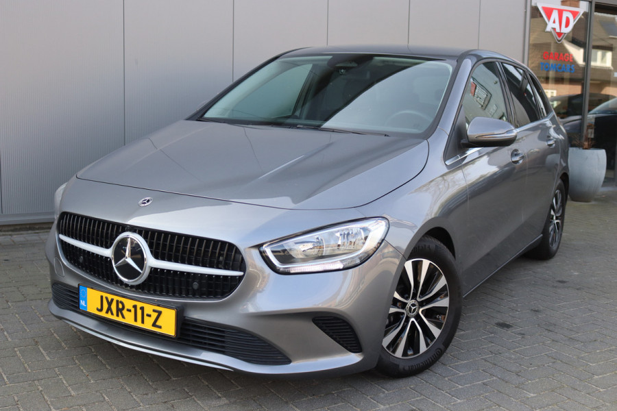 Mercedes-Benz B-Klasse 180 Automaat MHEV Business Navigatie/Camera/Stoelverwarming