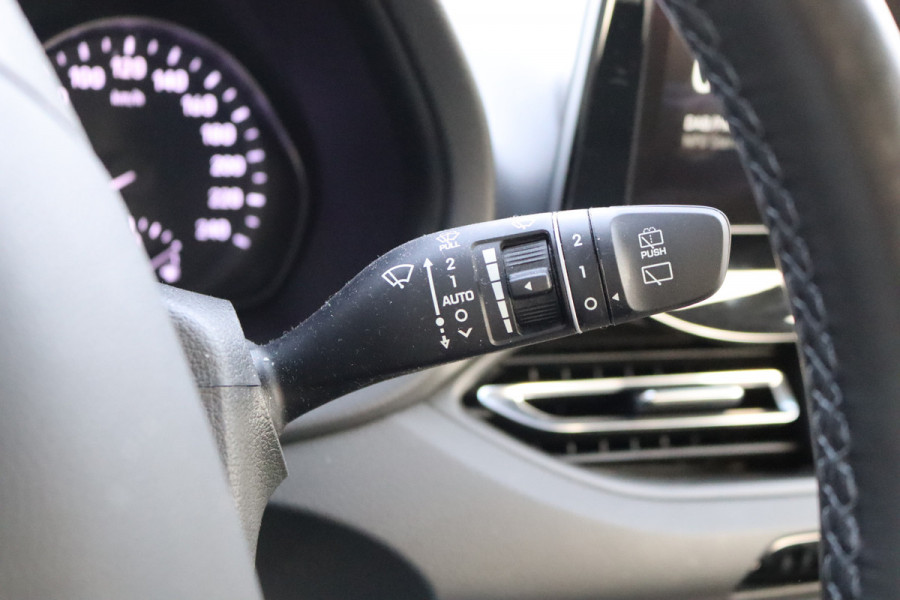 Hyundai i30 Wagon 160PK T-GDi Hybrid Automaat Comfort Navigatie/Camera/Parkeerhulp/Winter-pack