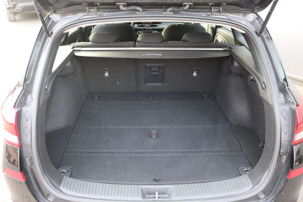 Hyundai i30 Wagon 160PK T-GDi Hybrid Automaat Comfort Navigatie/Camera/Parkeerhulp/Winter-pack