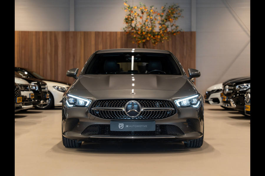 Mercedes-Benz CLA-Klasse Shooting Brake 200 Business Solution, Navi, Clima, Cam, 18" Velg, Private Glas, Cruise, Voll Onderhoud