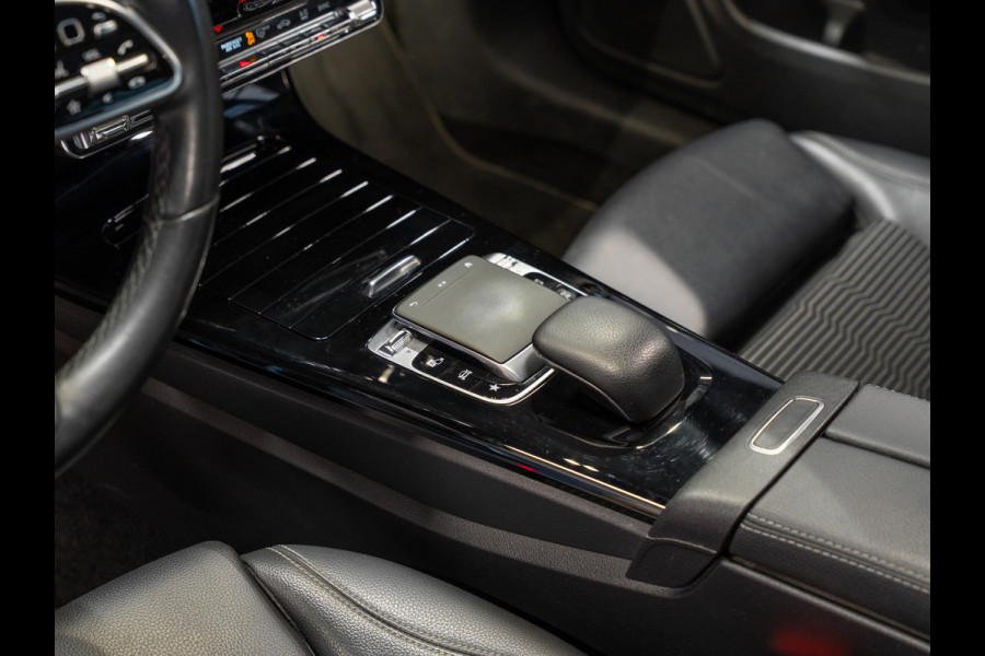 Mercedes-Benz CLA-Klasse Shooting Brake 200 Business Solution, Navi, Clima, Cam, 18" Velg, Private Glas, Cruise, Voll Onderhoud