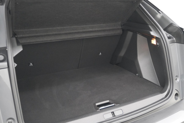 Peugeot e-2008 EV GT Avantage 54 kWh | 360 Camera | Massage Functie | Dodehoekdetectie | Stoelverwarming