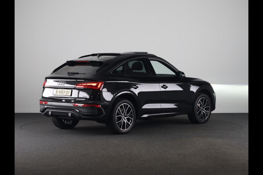 Audi Q5 Sportback 50 TFSI e S edition 299pk | SOH 97% | Panoramadak | Trekhaak | Verwarmbare voorstoelen | Adpatieve cruise controle | Matrix koplampen | Navigatie