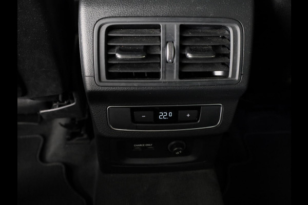 Audi Q5 Sportback 50 TFSI e S edition 299pk | SOH 97% | Panoramadak | Trekhaak | Verwarmbare voorstoelen | Adpatieve cruise controle | Matrix koplampen | Navigatie