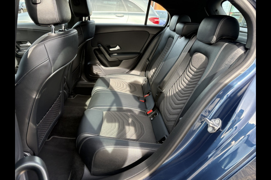 Mercedes-Benz A-Klasse 250 e Premium