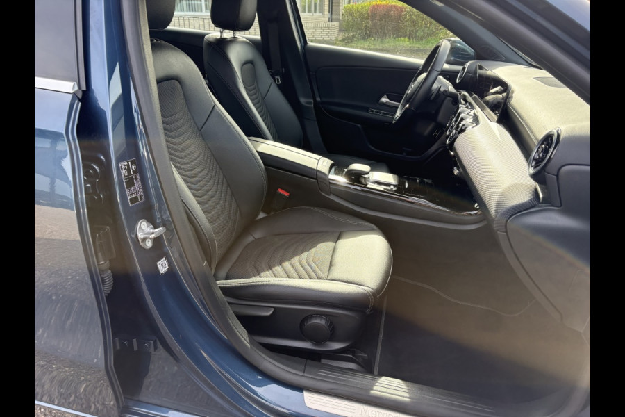 Mercedes-Benz A-Klasse 250 e Premium