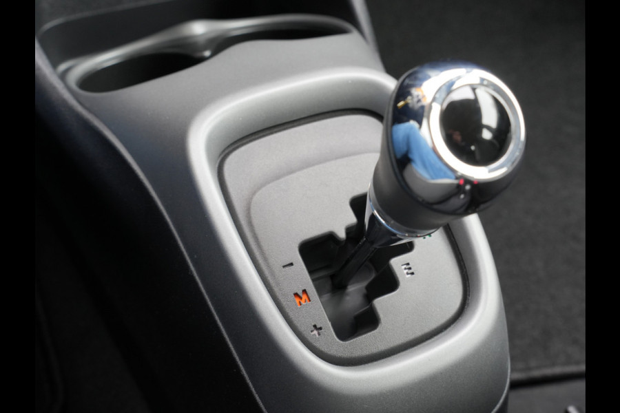 Toyota Aygo 1.0 VVT-i x-play Automaat | CarPlay | Achteruitrijcamera | Airco