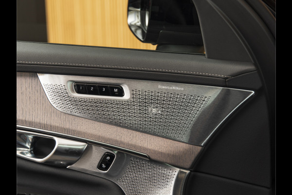 Volvo XC90 2.0 T8 Plug-in hybrid AWD Ultra Dark B&W | MASSAGE | 22" | AIRSUSP | TOWBAR | NAPPA