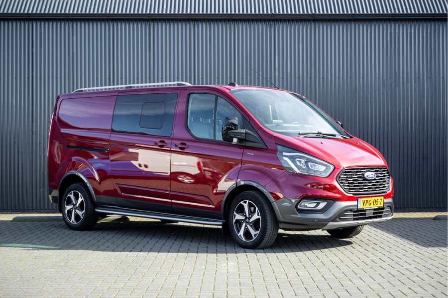 Ford Transit Custom 2.0 TDCI L2H1 | 170PK | Trail | DC 5-Persoons | Camera | Carplay | Lederen interieur