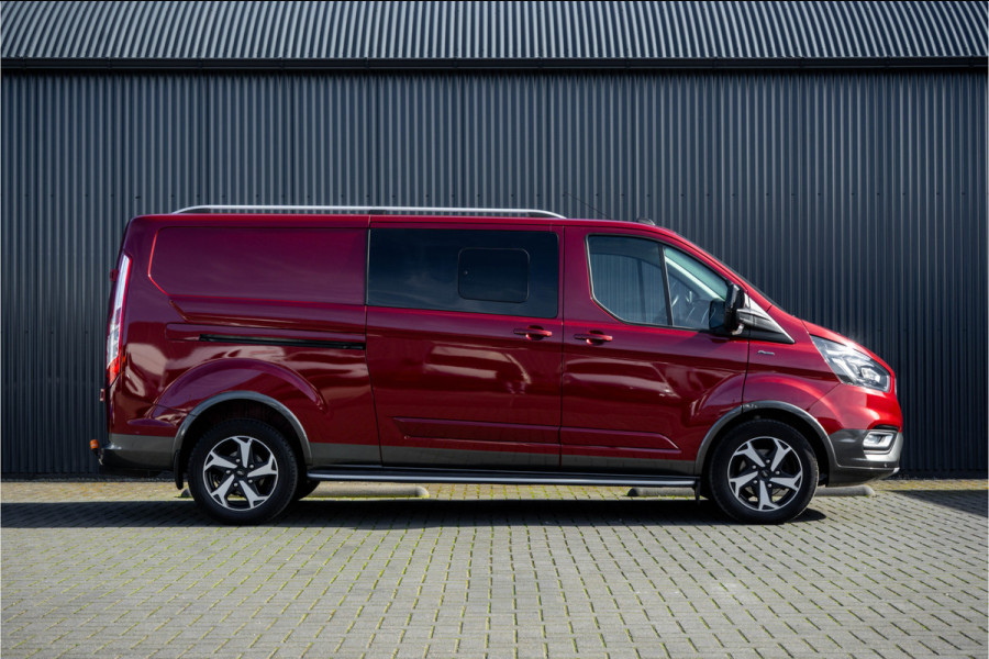 Ford Transit Custom 2.0 TDCI L2H1 | 170PK | Trail | DC 5-Persoons | Camera | Carplay | Lederen interieur