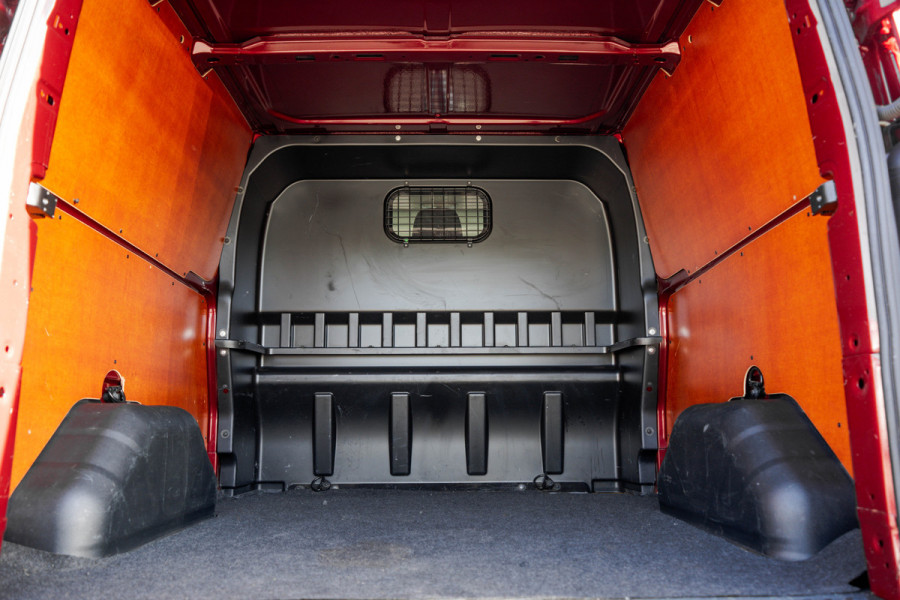 Ford Transit Custom 2.0 TDCI L2H1 | 170PK | Trail | DC 5-Persoons | Camera | Carplay | Lederen interieur