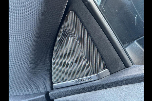 Peugeot 5008 1.2 PureTech GT Pack Business Black line, 7 persoons,trekhaak, panoramadak, VOL OPTIES, 1 e eigenaar, NL auto met nap