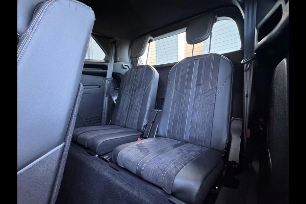 Peugeot 5008 1.2 PureTech GT Pack Business Black line, 7 persoons,trekhaak, panoramadak, VOL OPTIES, 1 e eigenaar, NL auto met nap