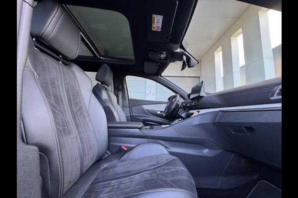 Peugeot 5008 1.2 PureTech GT Pack Business Black line, 7 persoons,trekhaak, panoramadak, VOL OPTIES, 1 e eigenaar, NL auto met nap