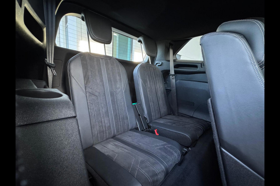 Peugeot 5008 1.2 PureTech GT Pack Business Black line, 7 persoons,trekhaak, panoramadak, VOL OPTIES, 1 e eigenaar, NL auto met nap