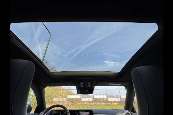 Mercedes-Benz CLA-Klasse Shooting Brake 250 e Business Solution AMG Limited, panoramadak,afn trekhaak, VOL OPTIES, 1 e eigenaar,