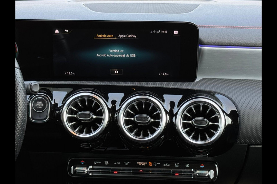 Mercedes-Benz CLA-Klasse Shooting Brake 250 e Business Solution AMG Limited, panoramadak,afn trekhaak, VOL OPTIES, 1 e eigenaar,