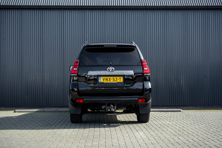 Toyota Land Cruiser 2.8D-4D | 204 PK | 5DRS | 4x4 | Fabrieksgarantie | Dealer onderhouden | Cruise | Airco | Trekhaak