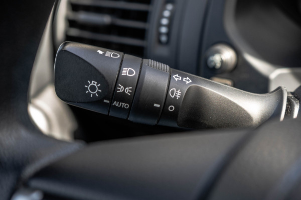 Toyota Land Cruiser 2.8D-4D | 204 PK | 5DRS | 4x4 | Fabrieksgarantie | Dealer onderhouden | Cruise | Airco | Trekhaak