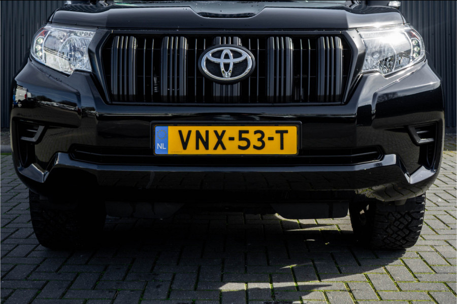 Toyota Land Cruiser 2.8D-4D | 204 PK | 5DRS | 4x4 | Fabrieksgarantie | Dealer onderhouden | Cruise | Airco | Trekhaak