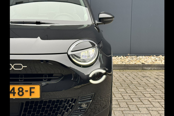 Fiat 600 1.2 Hybrid Urban | Automaat | LED | Camera | Carplay | Cruise control | Schakelpaddles
