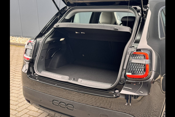 Fiat 600 1.2 Hybrid Urban | Automaat | LED | Camera | Carplay | Cruise control | Schakelpaddles