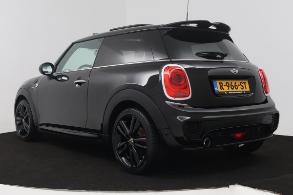 MINI Mini 1.5 One Chili Business (PANORAMADAK, PARKEERSENSOREN, CRUISE CONTROL, NAVIGATIE, STOELVERWARMING, SFEERVERLICHTING)