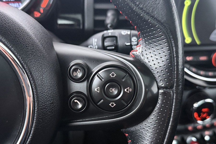 MINI Mini 1.5 One Chili Business (PANORAMADAK, PARKEERSENSOREN, CRUISE CONTROL, NAVIGATIE, STOELVERWARMING, SFEERVERLICHTING)