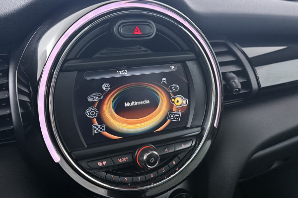 MINI Mini 1.5 One Chili Business (PANORAMADAK, PARKEERSENSOREN, CRUISE CONTROL, NAVIGATIE, STOELVERWARMING, SFEERVERLICHTING)