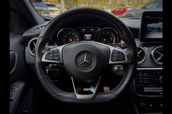 Mercedes-Benz GLA 180 Business Solution AMG - 1e eigenaar! Stoelverw. Cruise, Airco, Navi, 37DKM!!