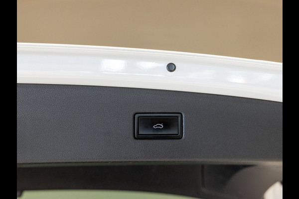 Volkswagen Tiguan 2.0 TSI 4Motion 2x R-Line / 230pk / Panorama dak / Rondomzicht camera / Dynaudio /