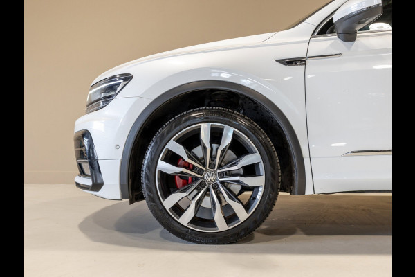 Volkswagen Tiguan 2.0 TSI 4Motion 2x R-Line / 230pk / Panorama dak / Rondomzicht camera / Dynaudio /